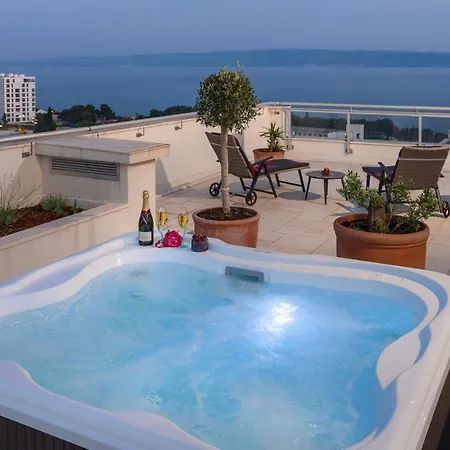 Lägenhet Comfort Luxe Adriatic View & Jacuzzi Znjan Beach *